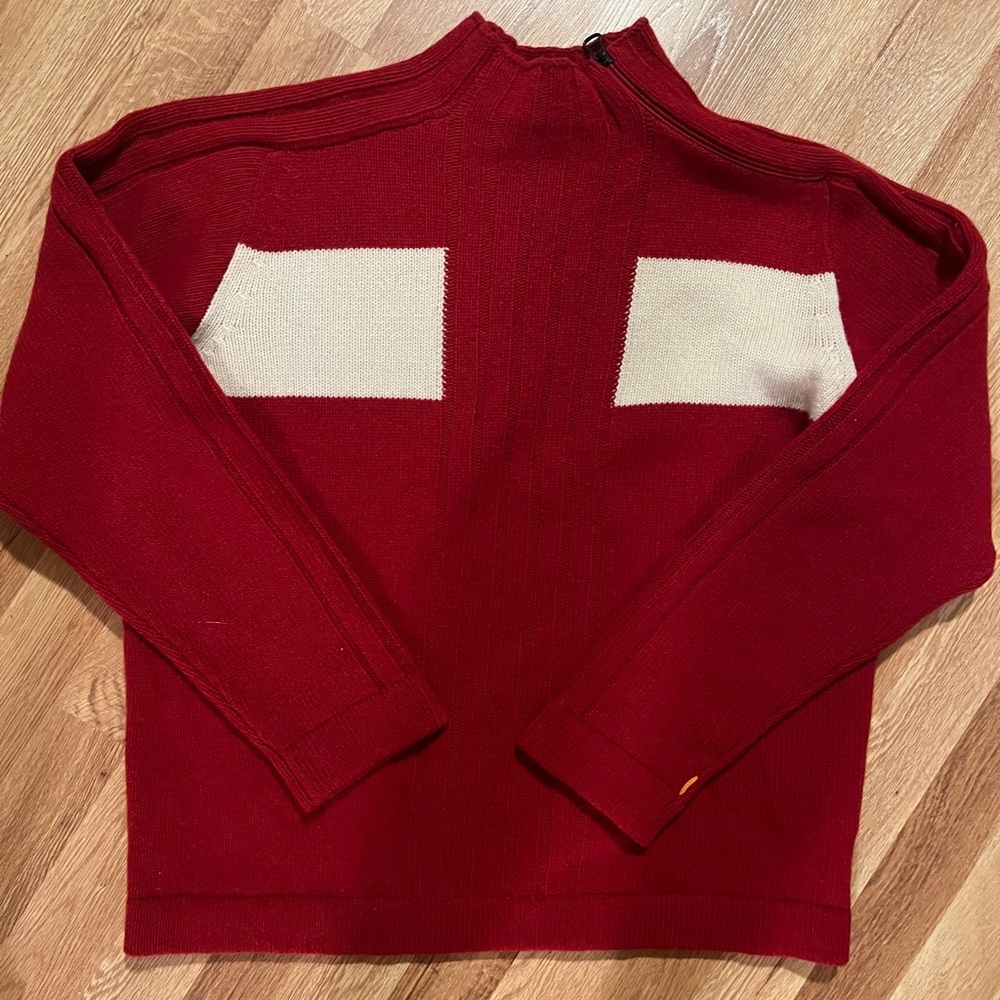 HUGO BOSS 1/4 Side zip pullover sweater.